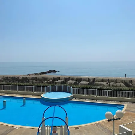 The Sea As Far As The Eye *